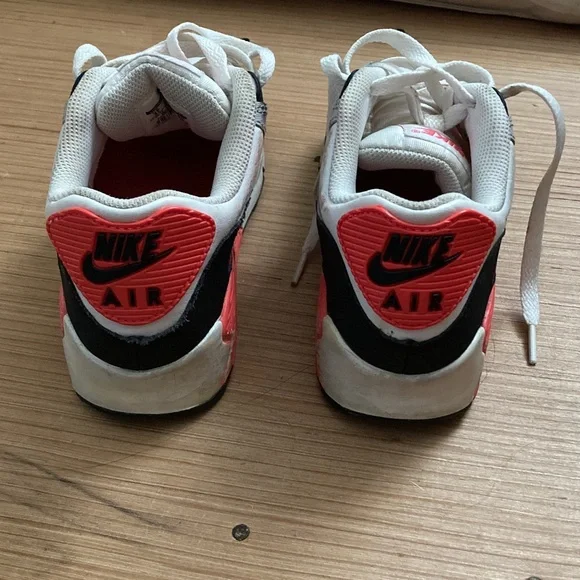 Nike Air Max Sneakers in White, Black, and Red - Picture 3 of 11